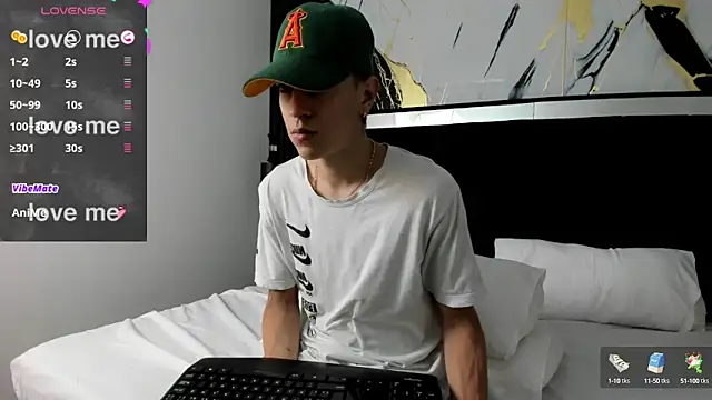 Snapshot of Dei_v_48 chatting on 01/31/25, 09:16 Dei v 48 online show from 01/31/25, 09:16