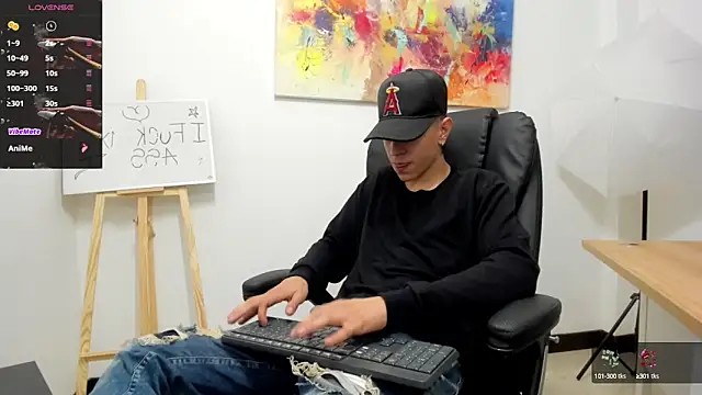 Snapshot of Dei_v_48 chatting on 02/18/25, 11:41 Dei v 48 online show from 02/18/25, 11:41