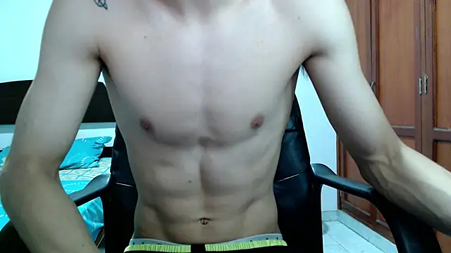 Snapshot of Dei_v_48 chatting on 09/18/25, 09:39 Dei v 48 online show from 09/18/25, 09:39