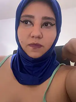 Snapshot of hannahayat chatting on 05/14/26, 03:19 hannahayat online show from 05/14/26, 03:19