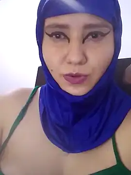 Snapshot of hannahayat chatting on 05/24/26, 02:33 hannahayat online show from 05/24/26, 02:33