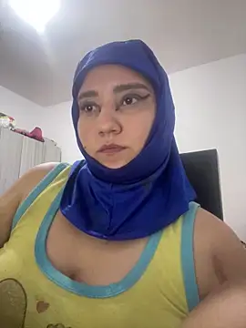 Snapshot of hannahayat chatting on 06/04/26, 02:50 hannahayat online show from 06/04/26, 02:50