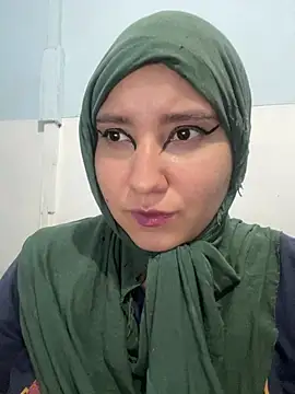 hannahayat online show from 07/10/26, 08:22