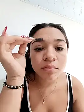 -VICKKY online show from 12/15/25, 01:37