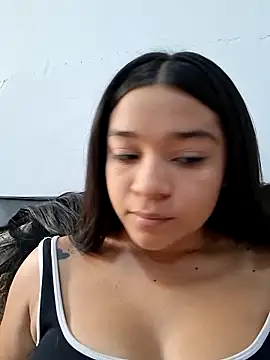 Snapshot of -VICKKY chatting on 06/02/26, 07:49 -VICKKY online show from 06/02/26, 07:49