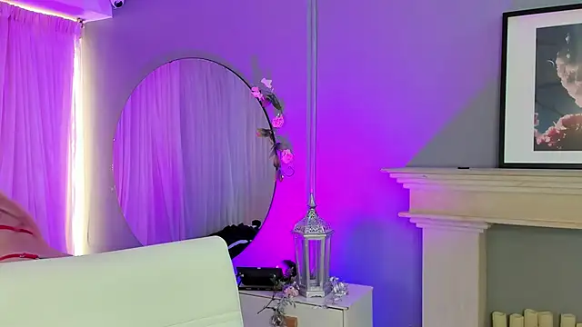 tiffany becker online show from 02/06/26, 01:25