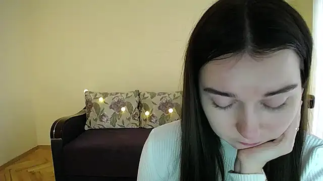 Pretty shy online show from 01/28/25, 12:11