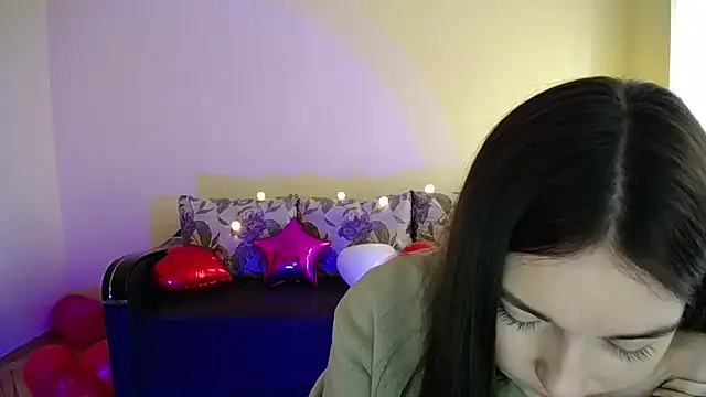 Pretty shy online show from 02/20/25, 09:11