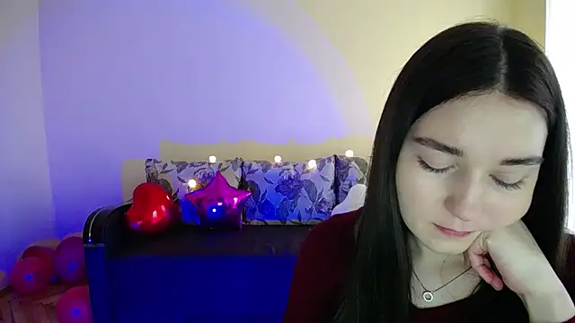 Pretty shy online show from 02/21/25, 09:13