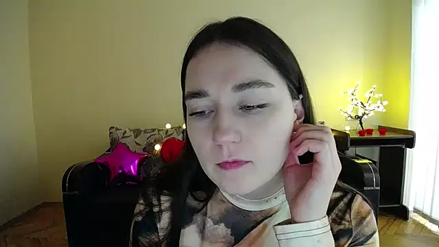 Pretty shy online show from 03/14/25, 12:51