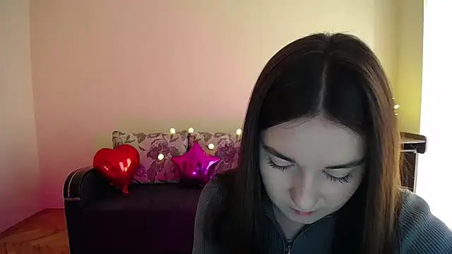 Pretty shy online show from 03/19/25, 08:55