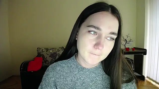 Pretty shy online show from 10/09/25, 08:23