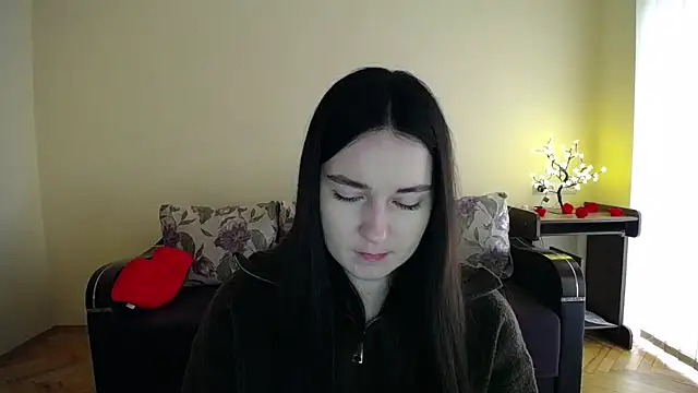 Pretty shy online show from 04/08/26, 08:47