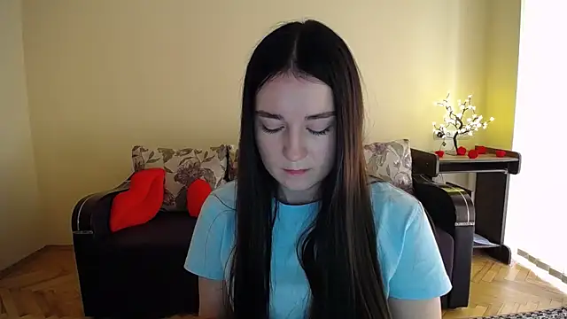 Pretty shy online show from 05/27/26, 09:06