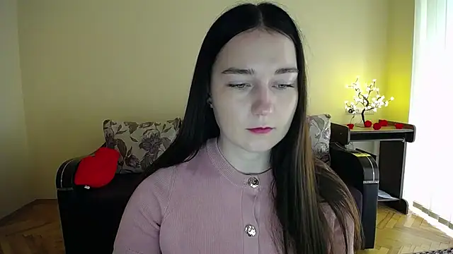 Pretty shy online show from 06/04/26, 08:53