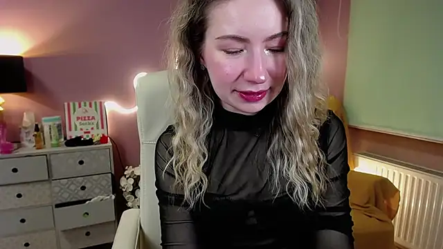 Mia Tasty online show from 02/25/25, 02:33