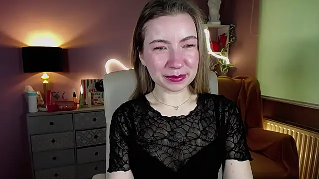 Mia Tasty online show from 03/21/25, 07:33