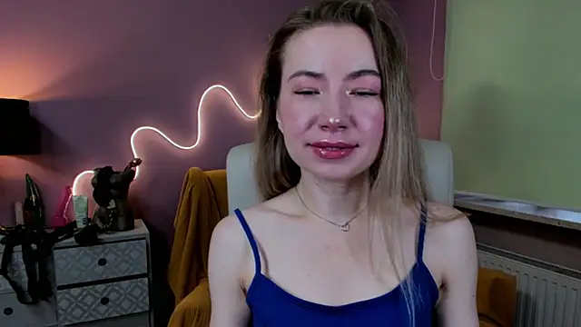 Mia Tasty online show from 09/24/25, 06:39