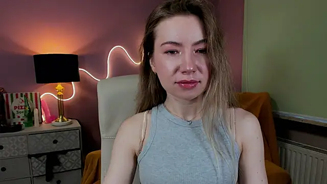 Mia Tasty online show from 11/14/25, 07:29