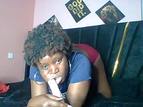 Snapshot of sweetcum chatting on 10/07/25, 03:53 sweetcum online show from 10/07/25, 03:53