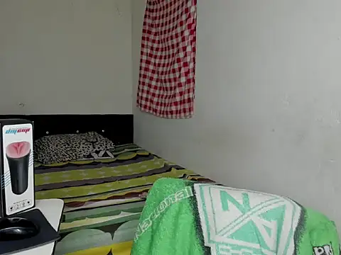 cardrey05 online show from 03/23/26, 04:27