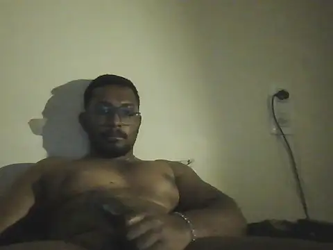 chennaibull101 online show from 02/18/26, 01:40