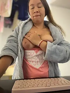 Emiily lee online show from 02/12/26, 09:15