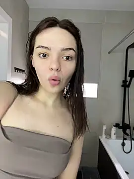 AnaWest online show from 03/18/25, 02:36