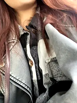 AnaWest online show from 09/26/25, 05:44