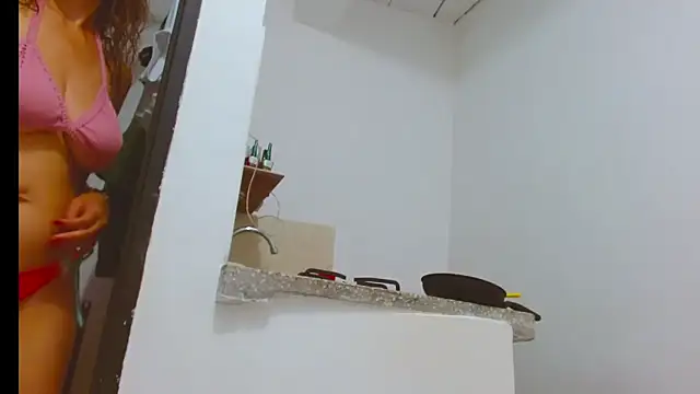 chantalsemenova1 online show from 09/14/25, 12:26