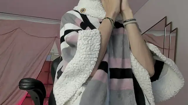 BonnieCute  online show from 02/01/25, 11:32