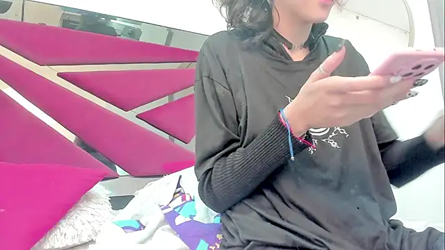 BonnieCute  online show from 03/15/26, 11:44