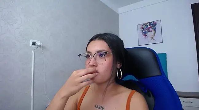 antonella sweetlittle online show from 03/04/25, 06:39