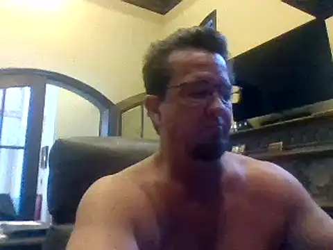 sluttydylan online show from 01/04/25, 11:17