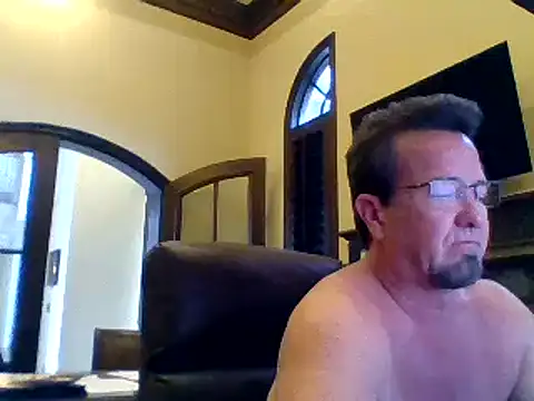 sluttydylan online show from 01/08/25, 08:29