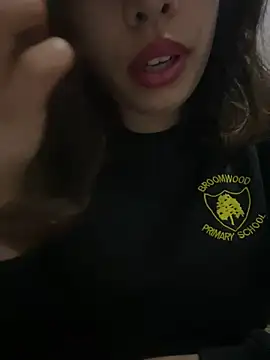 farah-36 online show from 02/21/25, 12:27