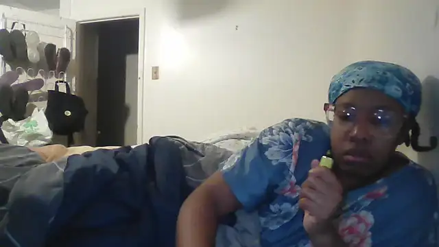 madamsensuale online show from 12/17/24, 06:56