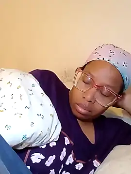 madamsensuale online show from 03/19/25, 04:02