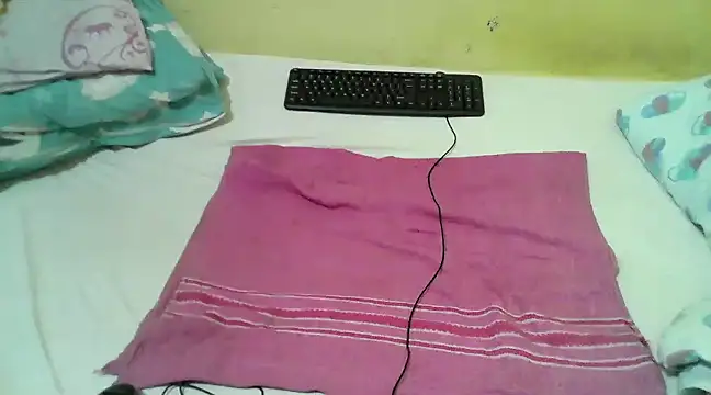 Snapshot of Quincy_joyy chatting on 03/11/25, 01:26 Quincy joyy online show from 03/11/25, 01:26