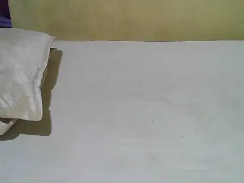 Snapshot of Quincy_joyy chatting on 07/17/26, 01:40 Quincy joyy online show from 07/17/26, 01:40