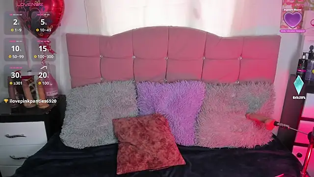 Snapshot of Sofi_lenox chatting on 10/04/25, 11:30 Sofi lenox online show from 10/04/25, 11:30