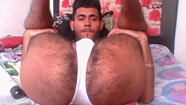 MaximoSualteza777 online show from 02/19/25, 07:38