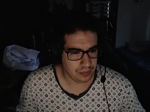 thealfawolf01 online show from 03/03/26, 11:49