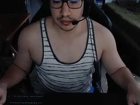 thealfawolf01 online show from 05/24/26, 04:56