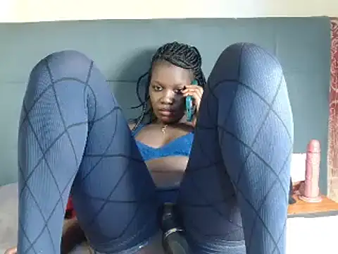 Layla Amish1 online show from 11/10/25, 04:17