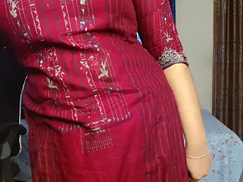 Unlucky-flowers online show from 11/23/25, 08:58