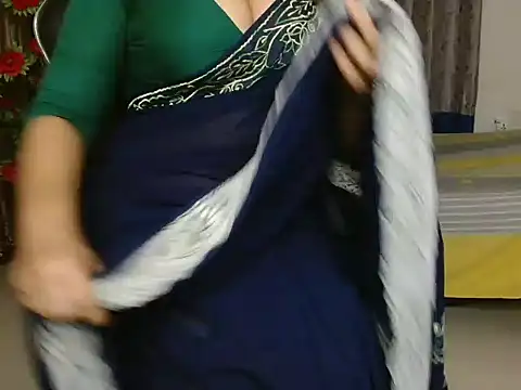 Unlucky-flowers online show from 02/07/26, 05:27