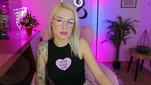 Crystal Barbie online show from 01/07/25, 07:28