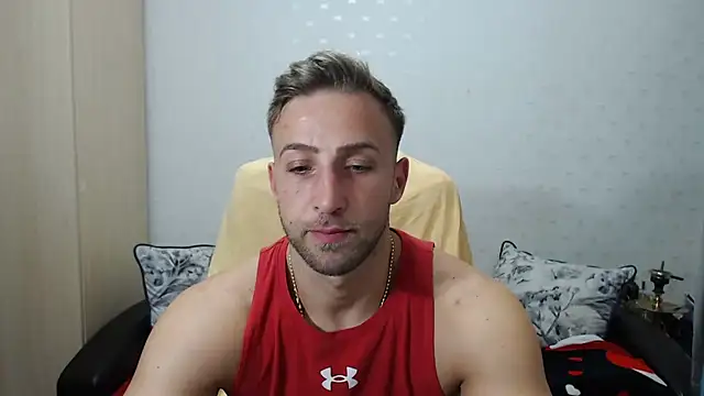 Snapshot of PrinceEagle chatting on 10/26/25, 09:42 PrinceEagle online show from 10/26/25, 09:42