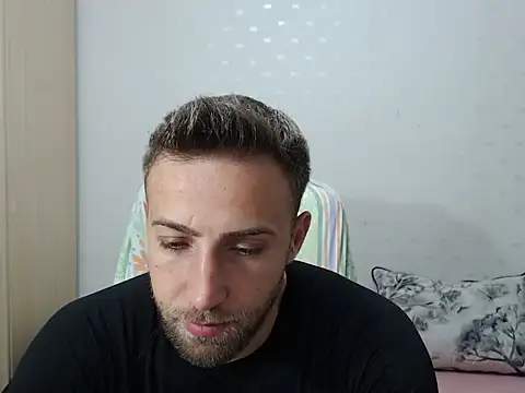 Snapshot of PrinceEagle chatting on 11/25/25, 11:32 PrinceEagle online show from 11/25/25, 11:32